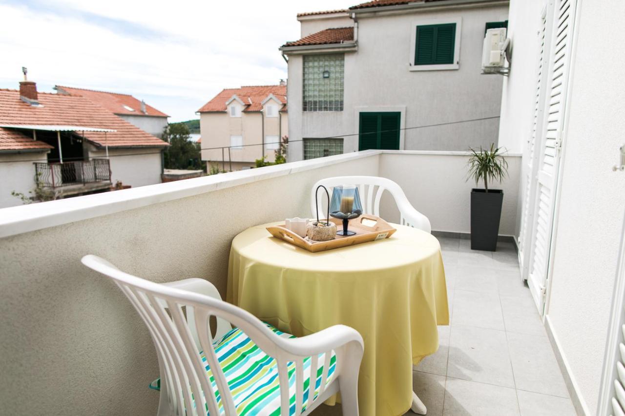 Apartmani Sanja Vodice Ngoại thất bức ảnh